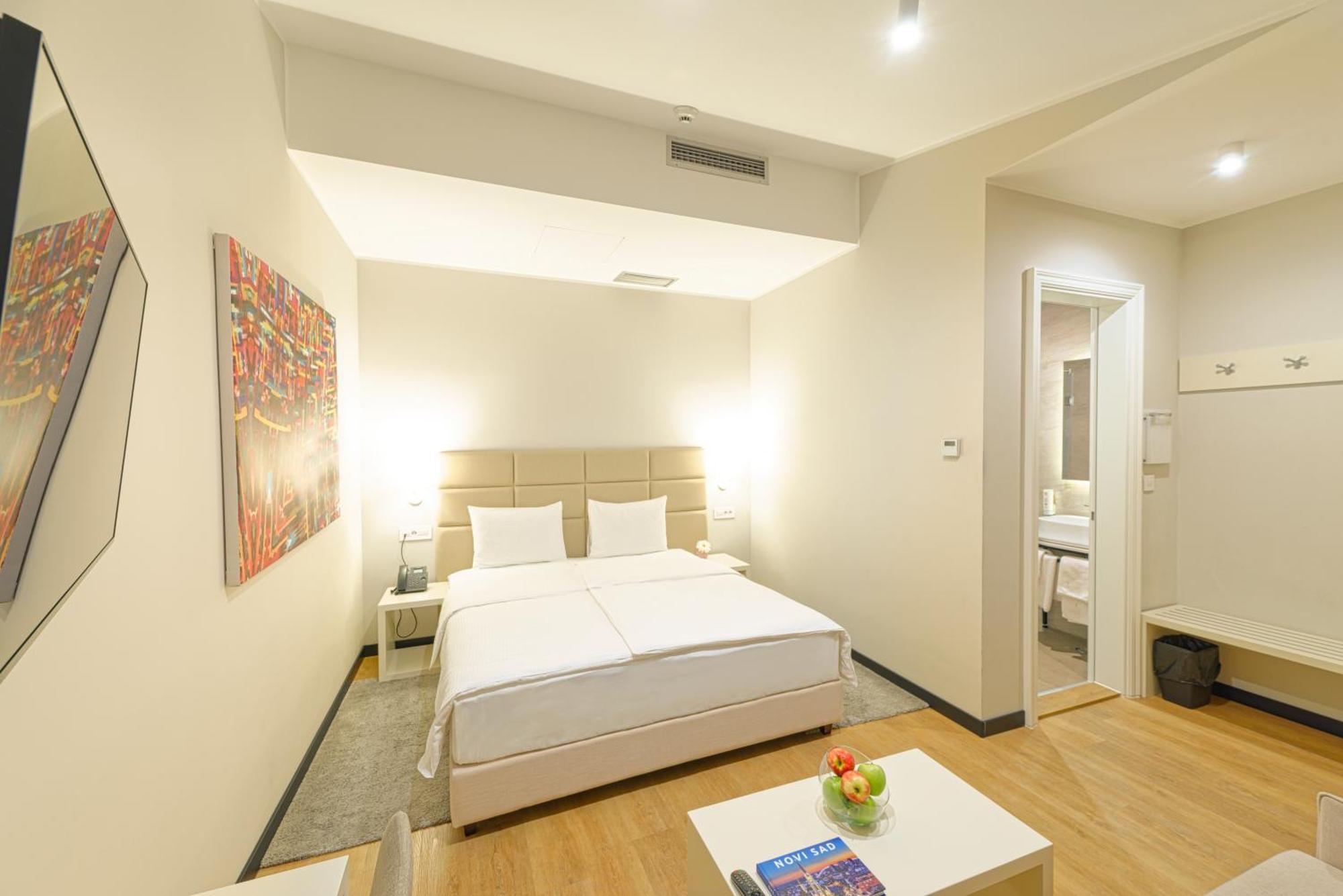 Lanterna Rooms City Center Novi Sad Extérieur photo